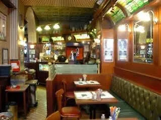 Flann O'brien Pensjonat 3*