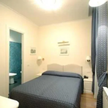 Flann O'brien Guest house 3*