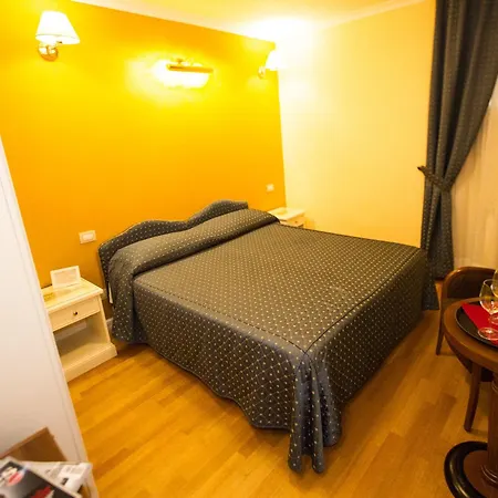 Flann O'brien Guest house Rome
