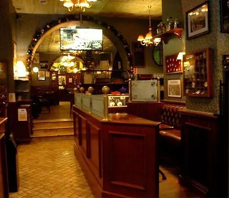 Flann O'brien Guest house 3*