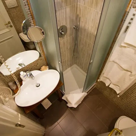 Guest house Flann O'brien 3*